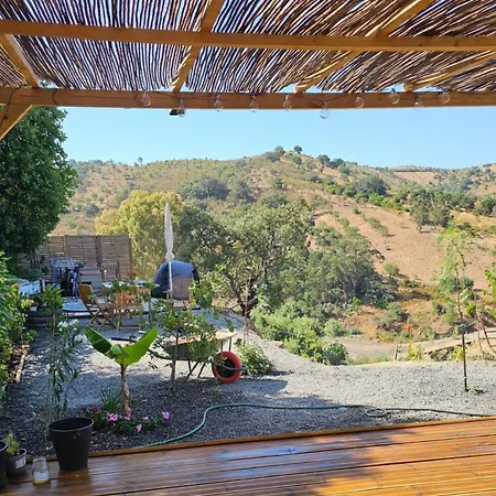 Sleeps 2 With Enclosed Garden Ferienhaus *