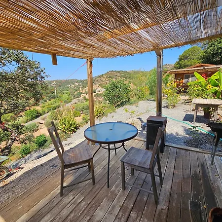 Sleeps 2 With Enclosed Garden *